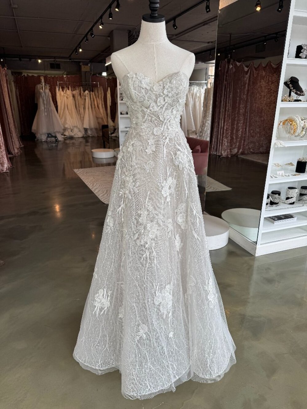 Liancarlo Bridal Gown - Style 7864, Size 10